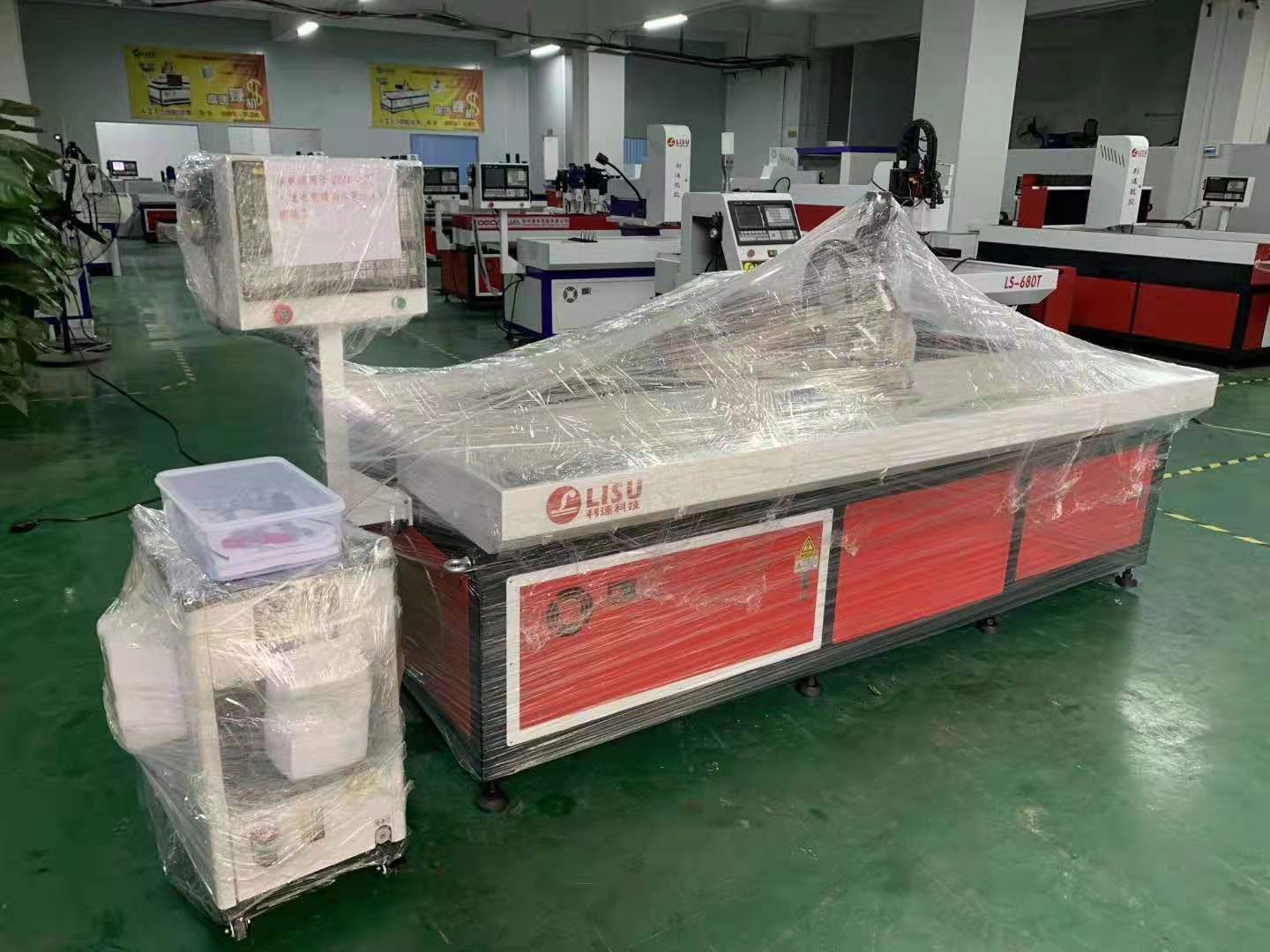 中山李先生訂購兩米機(jī)一臺(tái)