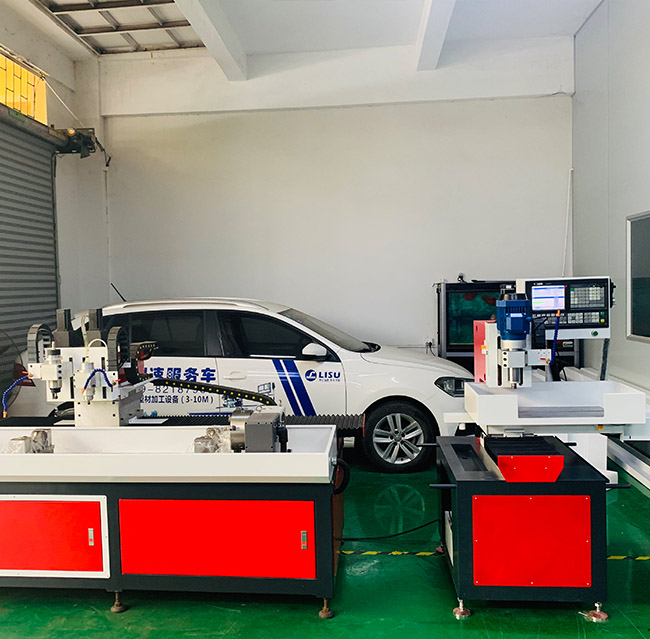 自動鉆孔機(jī)